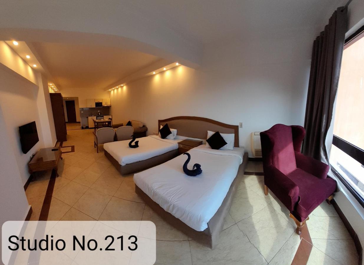 Alia Beach Residence Hurghada Quarto foto